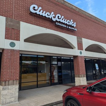 Cluck Clucks Chicken & Waffles
